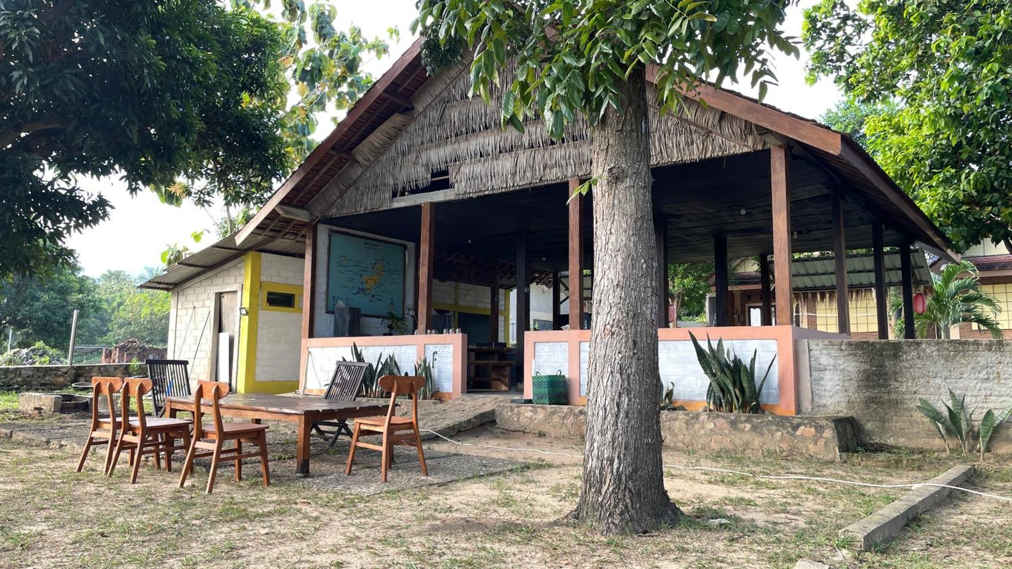 Mangrove Inn Karimunjawa Eksteriør billede