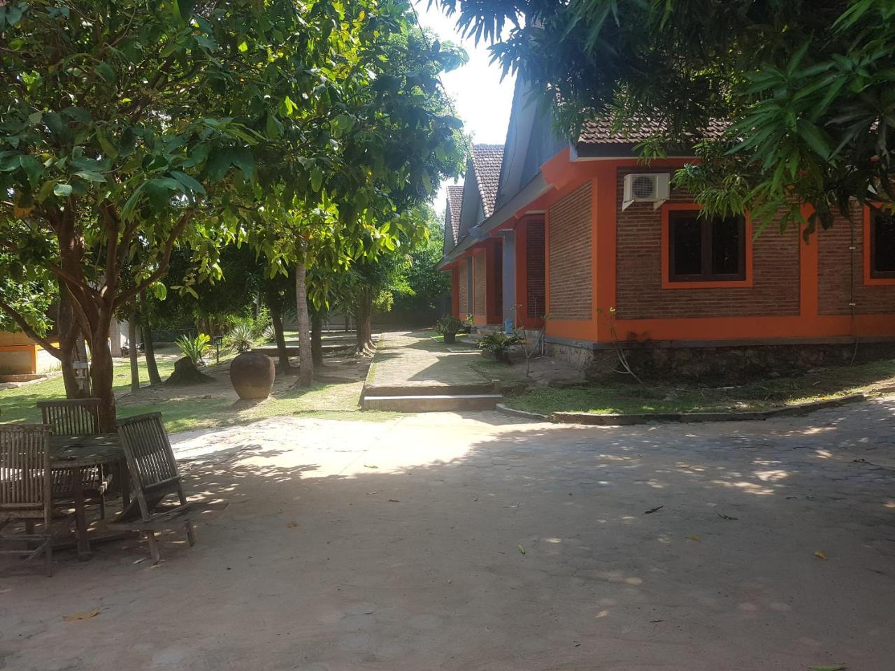 Mangrove Inn Karimunjawa Eksteriør billede