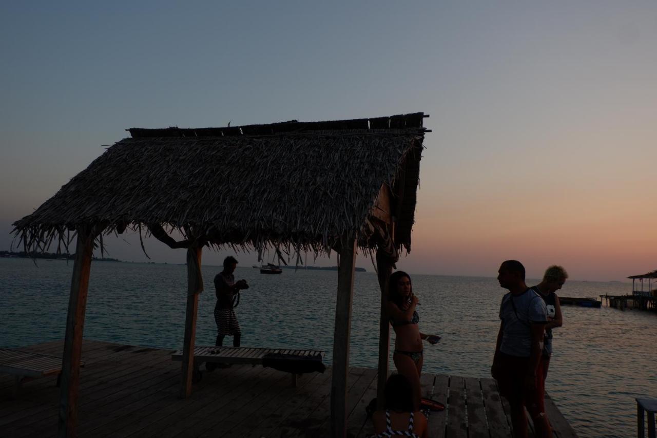 Mangrove Inn Karimunjawa Eksteriør billede