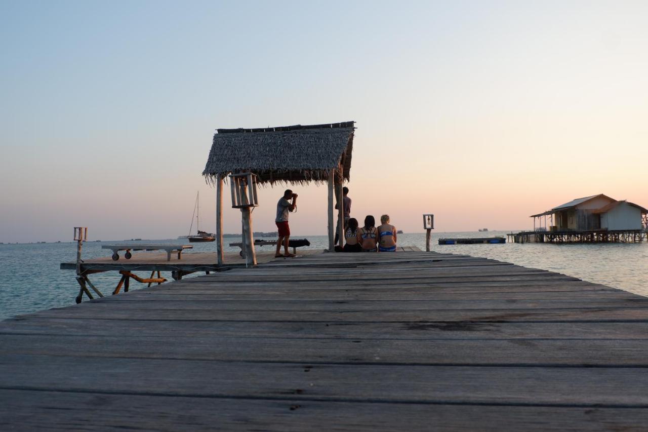 Mangrove Inn Karimunjawa Eksteriør billede
